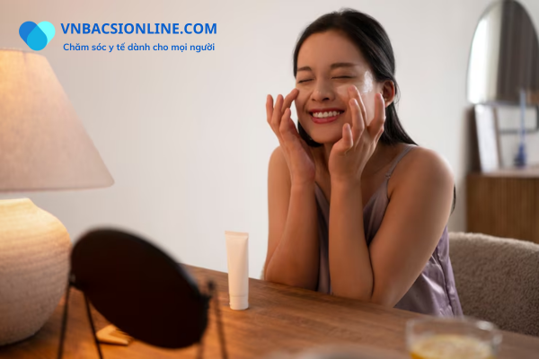 Cách chăm sóc da bị mụn ẩn