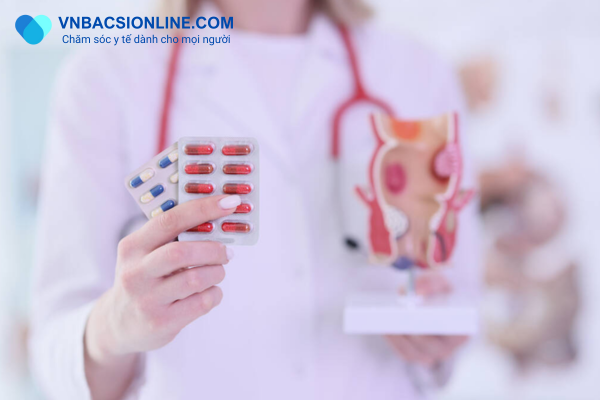 Uống thuốc trị đi cầu ra máu cần đúng cách và đủ thời gian